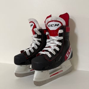 Used Youth CCM Regular Width  7 JetSpeed Youth Hockey Skates