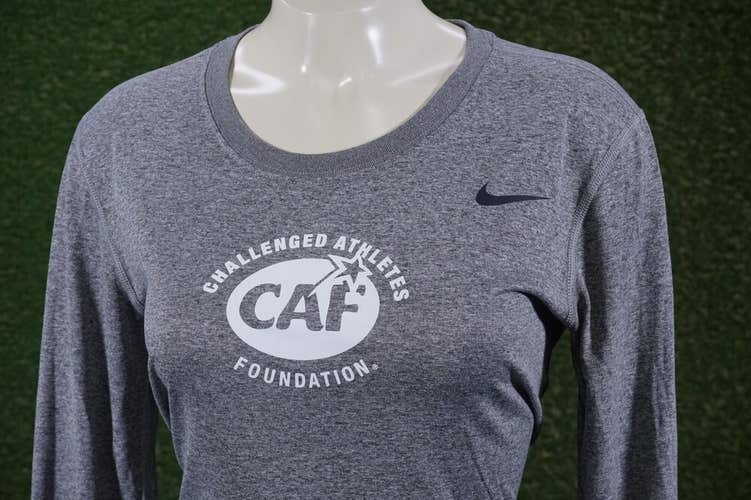 WOMENS MEDIUM CAF CHALLENGE ATHLETES FOUNDATION NIKE DRI-FIT TEE SHIRT GRAY VGC