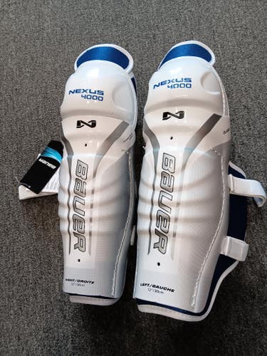 New Junior Bauer Nexus 4000 12" Shin Pads