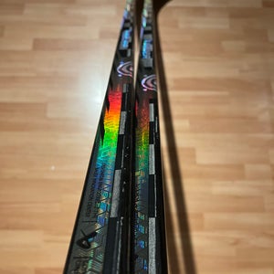 New 1x 77 Flex Right Handed P28 Proto-R & 1x 77 Flex Right Handed P28 Nexus Tracer