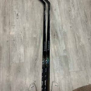 2 Pack New Senior Bauer Left Hand P28 77 Flex Proto-R Hockey Stick