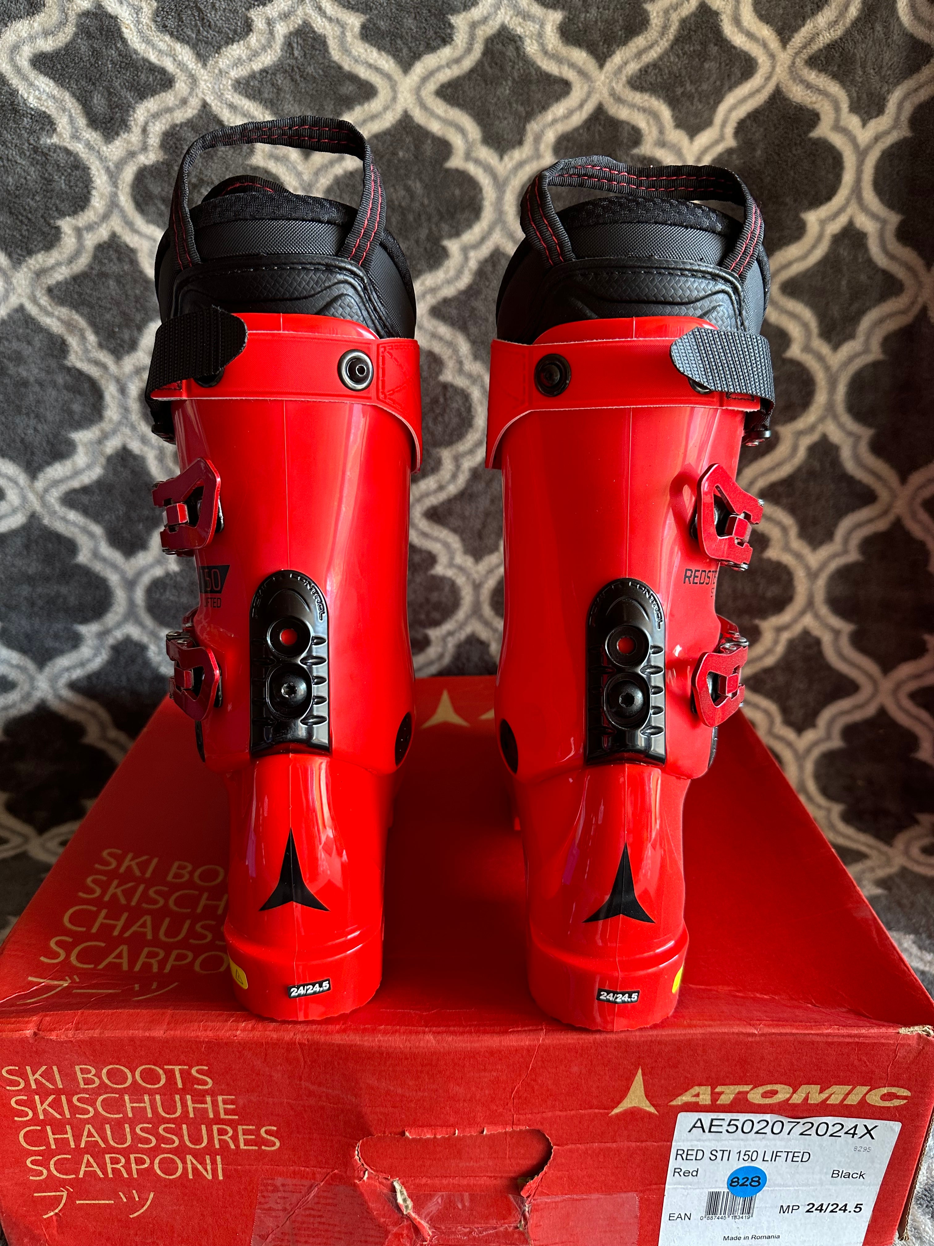 2022 Atomic Redster STI 150 Lifted Ski Boots NEW! Size 24.5