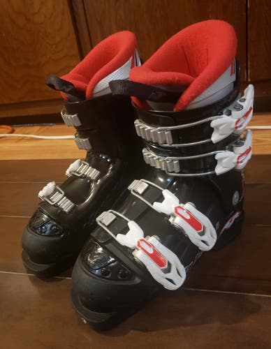 KIDS 20.0 NORDICA GP TJ 4 BUCKLE Ski Boots (BOYS YOUTH 1) *USED* WASHED & CLEAN