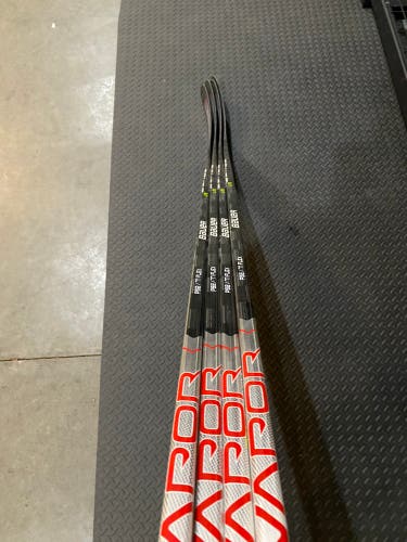 New Senior Bauer Right Handed P92  Vapor Hyperlite Hockey Stick