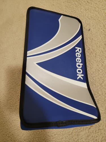 Used Reebok Regular - Street Hockey or Ball Hockey Blocker