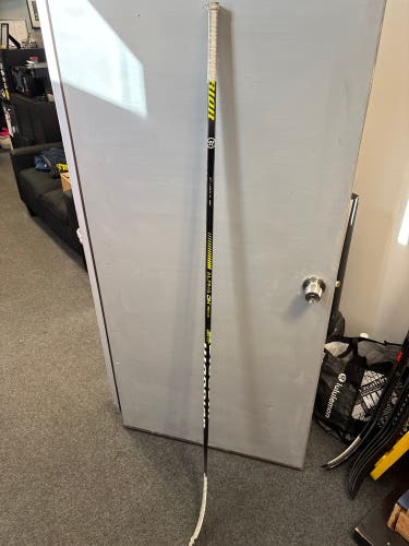 Used Senior Warrior Left Hand W71 Alpha DX Pro Team Hockey Stick