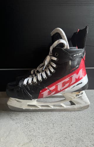 Made In Canada NHL Game Used Senior CCM Regular Width Pro Stock 8.5 JetSpeed FT4 Pro Hockey Skates