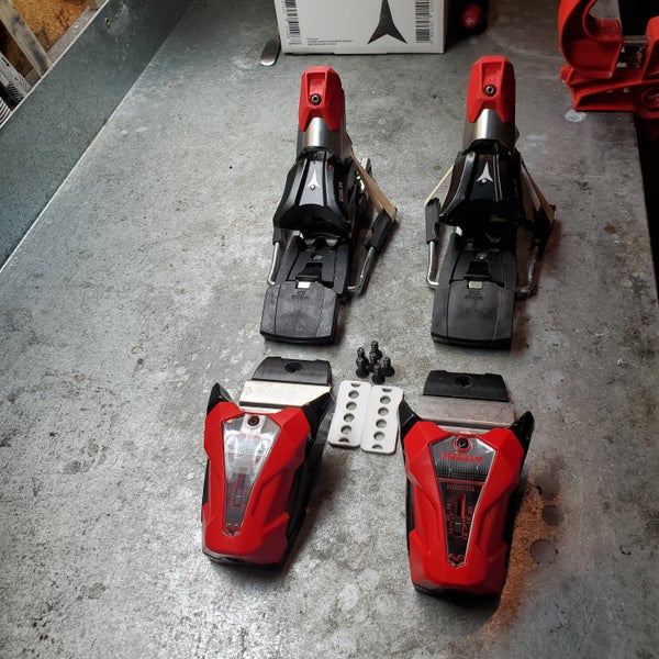 Used Atomic Racing Ski Bindings