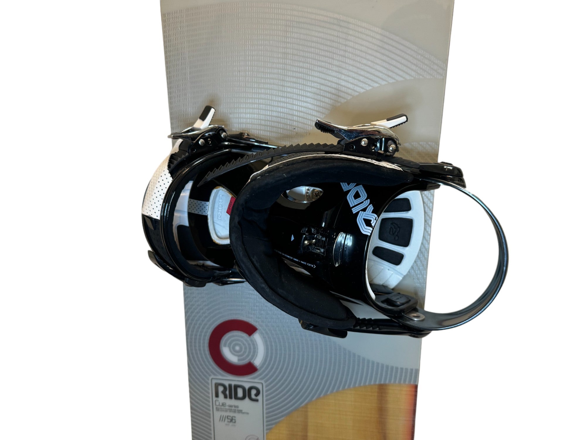 RIDE ＋ RIDE 　156cm 156cm Ride Cue-Series Snowboard W/ Ride EX Bindings