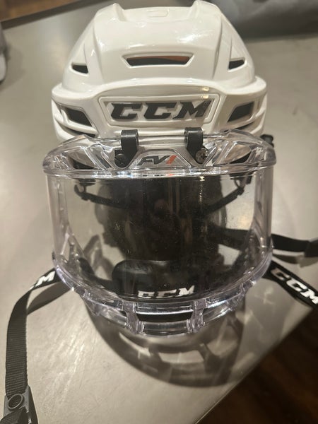 CCM 710 Tacks -small with Visor