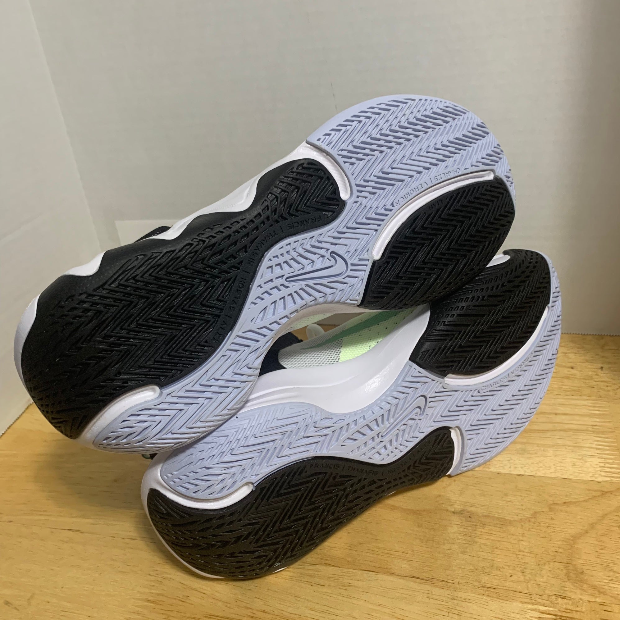 Mens Nike Giannis Immortality 2 White/Black-Barely Volt - DM0825‎ 101 Size 10 Mens Nike Giannis Immortality 2 White/Black-Barely Volt  main image 3