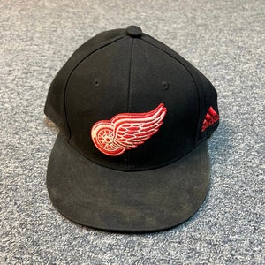 Detroit Red Wings team issued hat