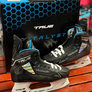 New Senior True Regular Width 8.5 Catalyst 7X4 Hockey Skates