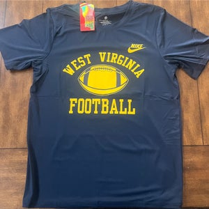 West Virginia Mountaineers Football T-Shirt Adult Small NWT