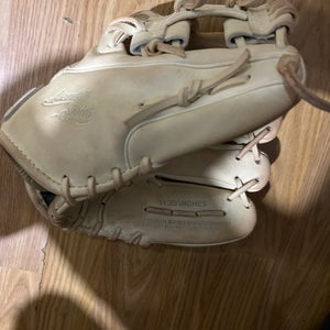 Marucci Fielding Glove