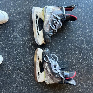Used Bauer 6 Hockey Skates