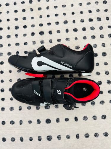 Used Men's  Peloton Bike Shoes