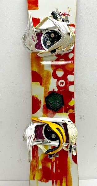 Burton Feather 144cm Twin-Tip All-Mountain Snowboard Morrow Burton Feather 144cm Twin-Tip All-Mountain Snowboard Morrow