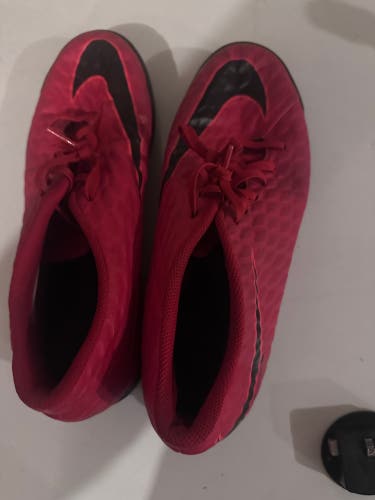 Red Used Men's Nike Indoor Hypervenom X Cleats