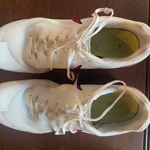 Nike track shoes men’s size 8