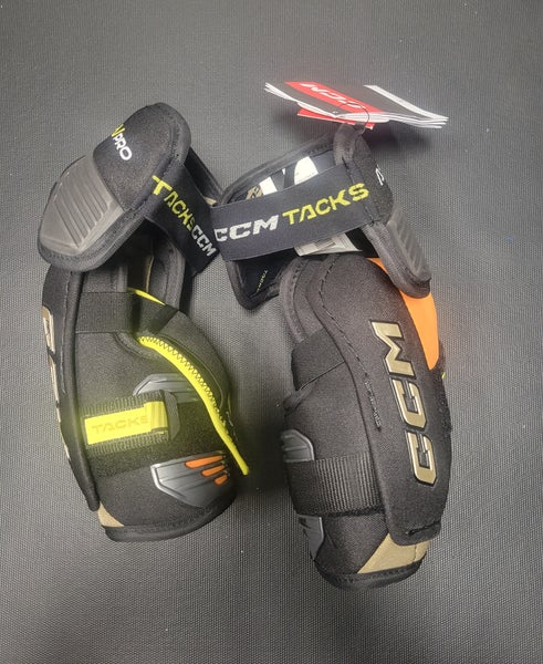 New CCM Tacks AS-V Pro Senior Small Elbow Pads