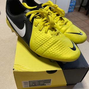 Nike CTR360 Maestri III