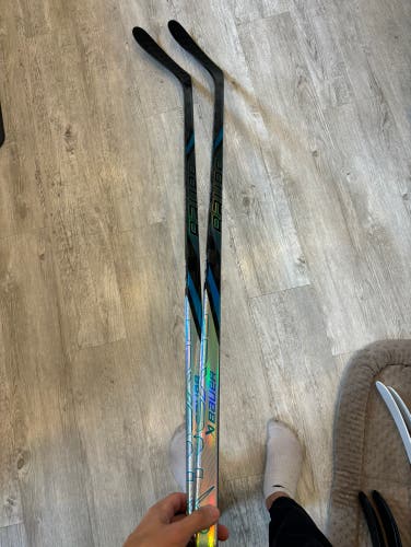 2 Pack New Intermediate Bauer Left Handed P28 65 Flex Nexus Tracer Hockey Stick