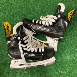 New Bauer Ignite Pro Hockey Skates | Intermediate 4.5 (Extra Wide)