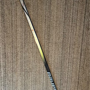 Used Senior Bauer Left Hand P92  Vapor Hyperlite 2 Hockey Stick