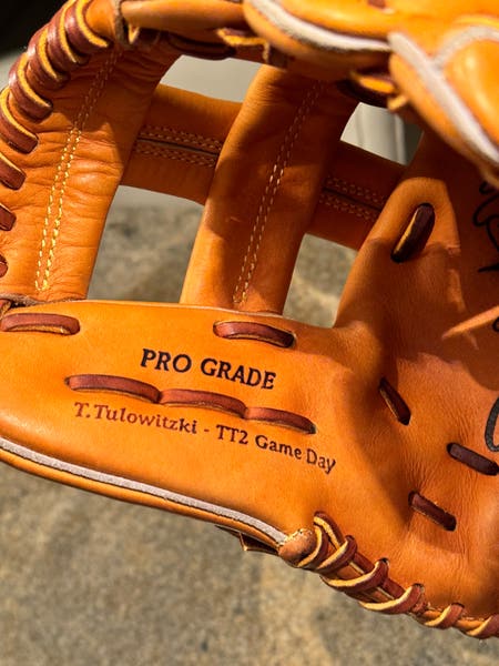 rawlings tt2 イニシャル刺繍あり、オーダー硬式未使用品 T.Tulowitzki Horween Rawlings TT2 11.5” Gold Patch Trade Only