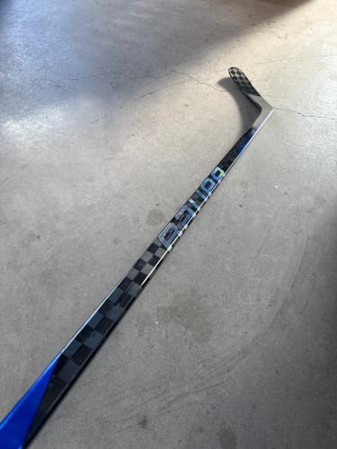 NCAA 95 Flex New Senior Bauer Left Hand P92 Pro Stock Nexus Sync Stick