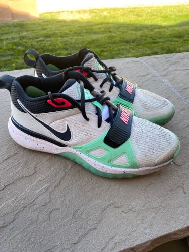 Nike Air Zoom Diamond Elite Turf baseball shoes - Size 9 (used) - GREAT CONDITION