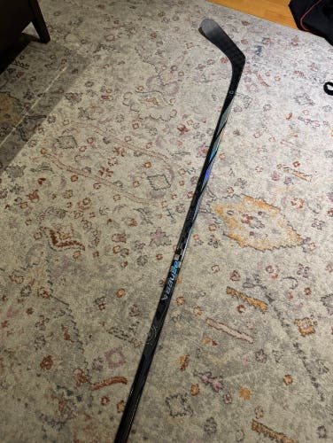 New Senior Bauer Left Hand P28  Proto-R Hockey Stick