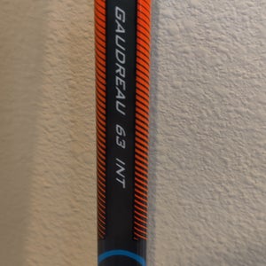 Used Intermediate Warrior Covert QRE10 Right Handed Hockey Stick W88 63 flex