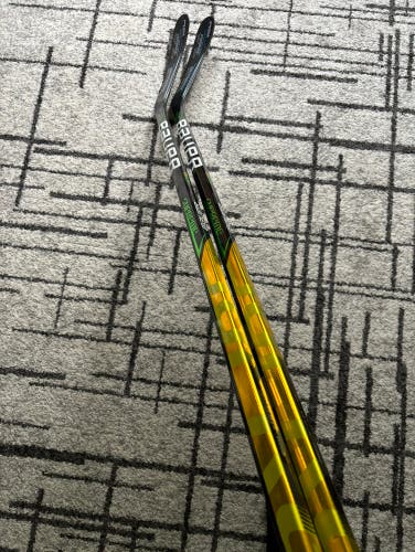 Bauer Ultrasonic RH stick 2 Pack