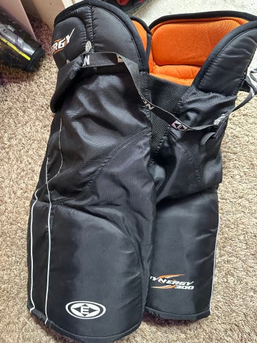 Used Senior Easton Synergy 300 Hockey Pants