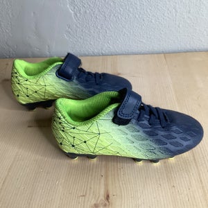 Green Used Unisex Kids Deja Tu Soccer Molded Cleats Size 10
