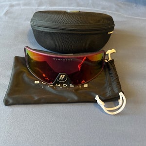 Blender’s Eclipse sunglasses