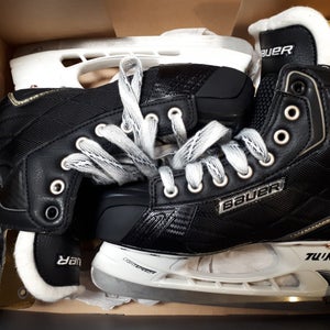 New Bauer Nexus 800 Hockey Skates Size 4.5D