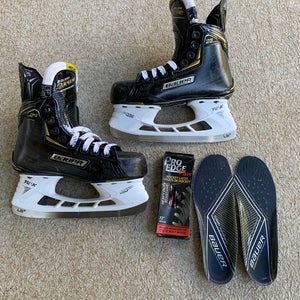 Used Junior Bauer Supreme 2S Hockey Skates Regular Width Size 1