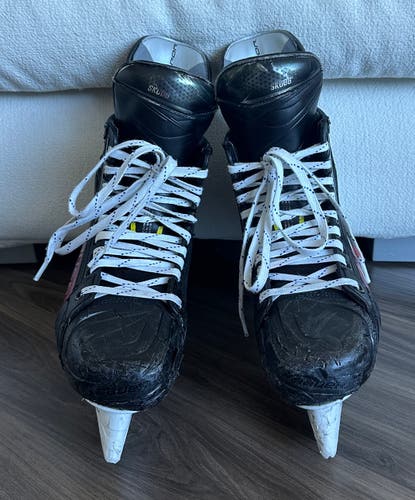Used Bauer Pro Stock 7 Vapor Hyperlite Hockey Skates