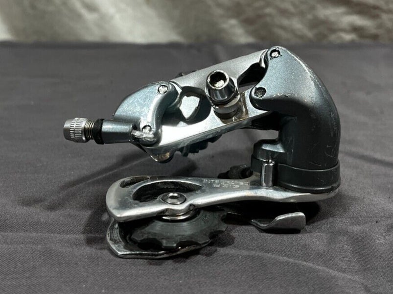 2 Derailleur Arrière SHIMANO 600 Tricolor 8 Vit. RD-6400