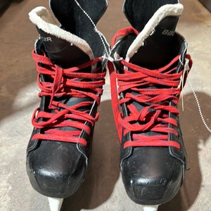 Used Senior Bauer Supreme Hockey Skates Regular Width 9