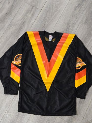 Vancouver Canucks vintage jersey