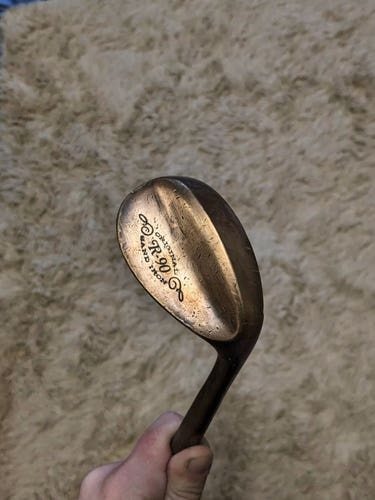 Used Men's Wilson Original R-90 Right Handed Wedge