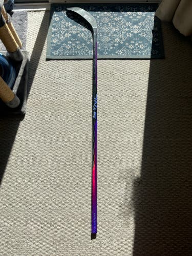 Used Senior Bauer Right Handed P92M Pro Stock Nexus Sync Hockey Stick