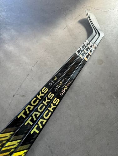 3 PACK NCAA 85 Flex New Senior CCM Left Hand P29 Pro Stock Jetspeed FT7 Pro Hockey Stick