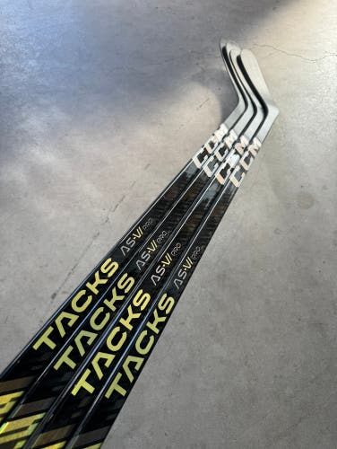 4 PACK NCAA 85 Flex New Senior CCM Left Hand P29 Pro Stock Jetspeed FT7 Pro Hockey Stick