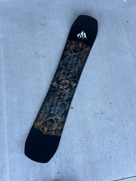 Used Men's 151cm Jones Mountain Twin Freestyle/All Mountain Snowboard Without Bindings