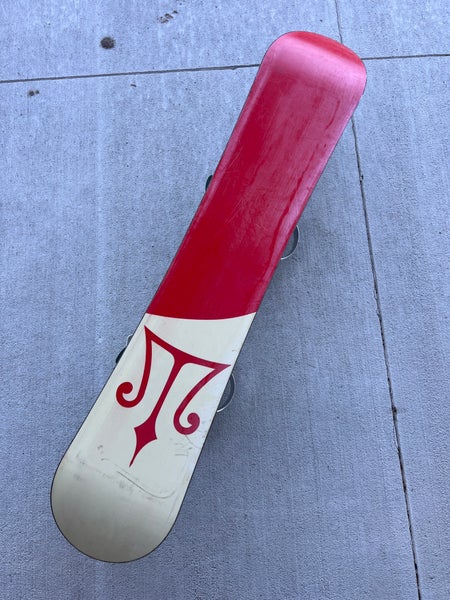 Used Women's 144cm Morrow Mantra All Mountain Snowboard With
